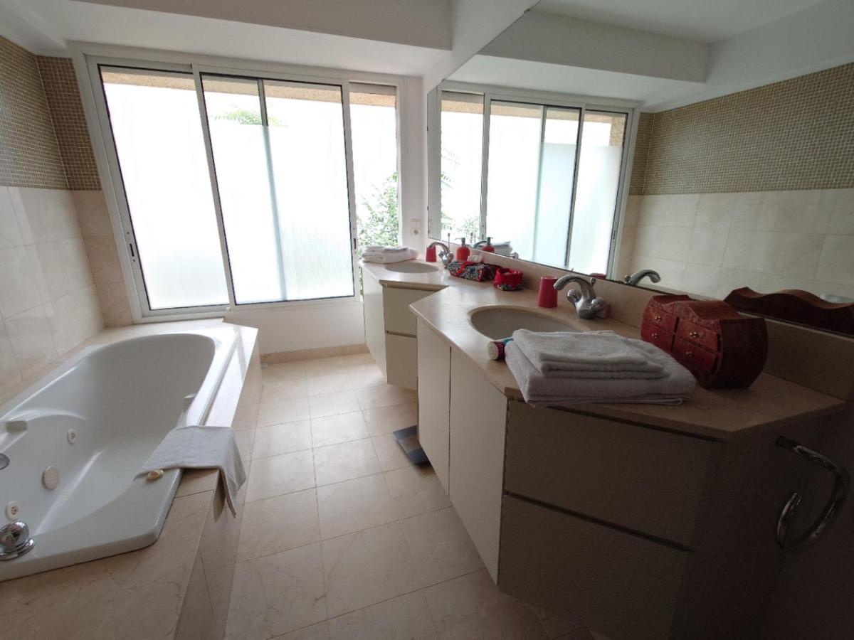 Chambres D'Hotes "Toutuncinemer" Saleilles Екстер'єр фото